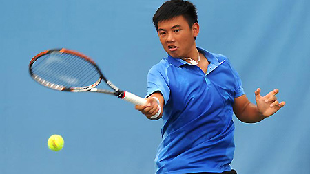 Ly Hoang Nam beats Chinese No1 player